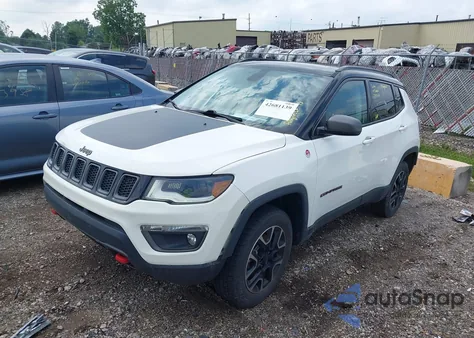 2019 Jeep Compass Trailhawk 4X4 z USA, uszkodzony, nr VIN 3C4NJDDB3KT760631